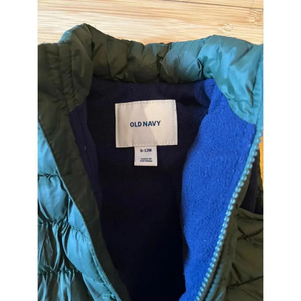 Old Navy  Puffer Hunter Green Inside Navy Blue Boy Vest Quilted Size 6-12 M